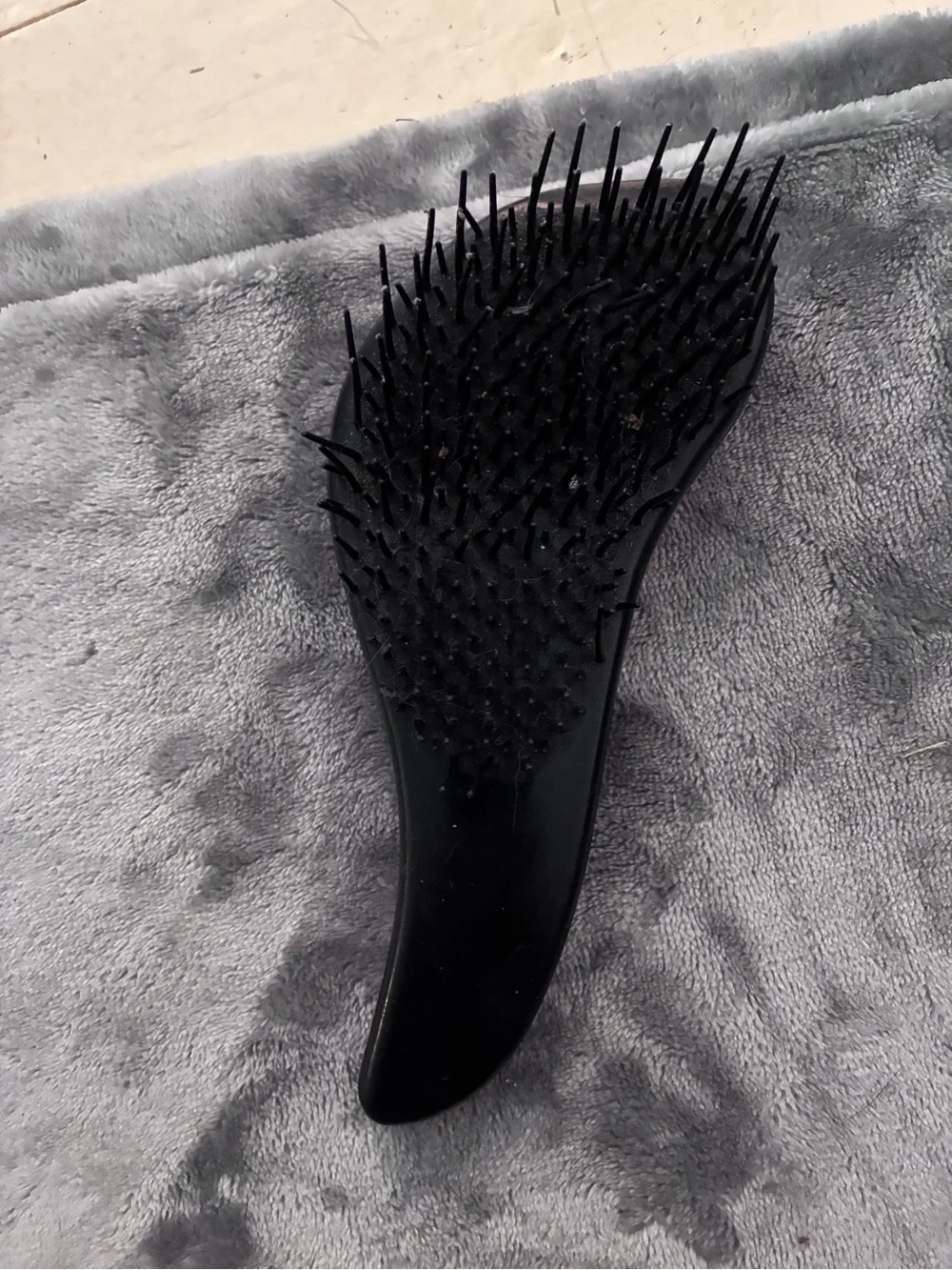None detangler brush